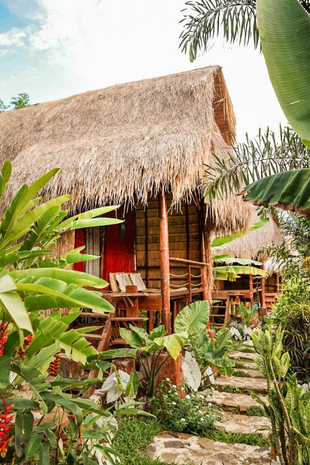 Sten Lodge Labuan Bajo Exterior foto